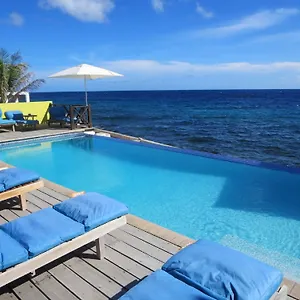 Scuba & Hotel